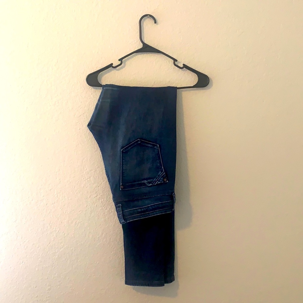 Buckle Black Jean